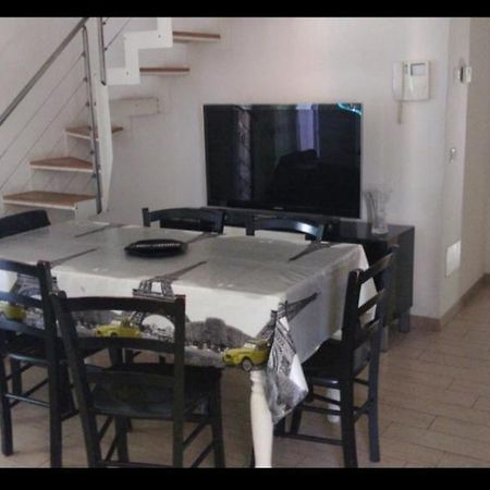 Holiday Home Michela Milano Marittima Ngoại thất bức ảnh