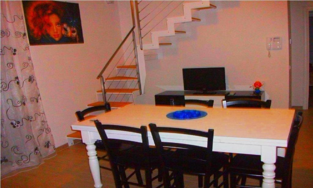 Holiday Home Michela Milano Marittima Ngoại thất bức ảnh