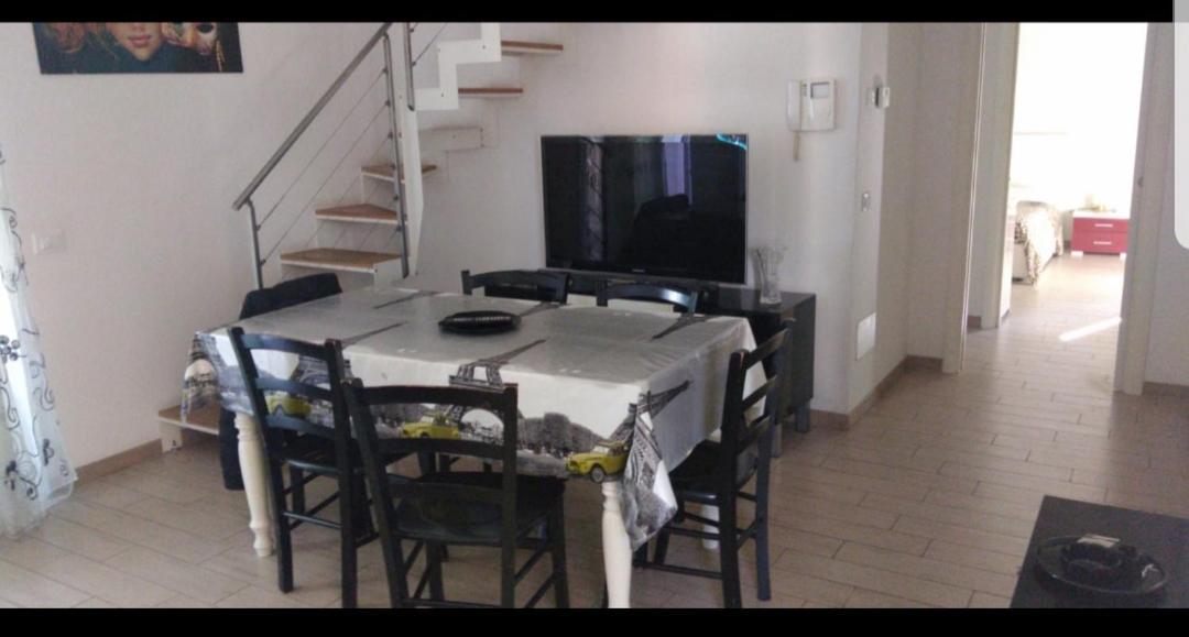 Holiday Home Michela Milano Marittima Ngoại thất bức ảnh